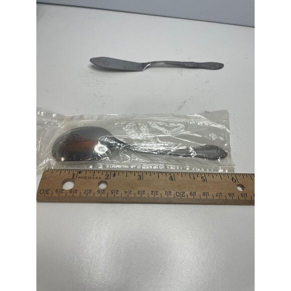 Oneida LTD Wm A. Rogers FENWAY DAYDREAM Stainless Butter Knife & Sugar Spoon - Picture 5 of 5